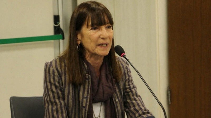 La historiadora Marcela Ternavasio hablará este jueves a las 19 en la explanada del Centro Cultural Fontanarrosa.