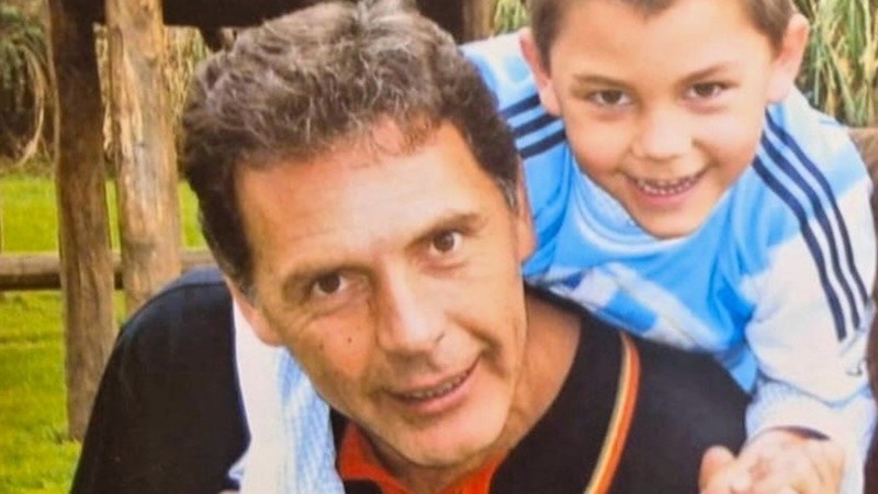 Nacho acompañó el mensaje con una selección de imágenes familiares. (Instagram/ignaciio_russo)