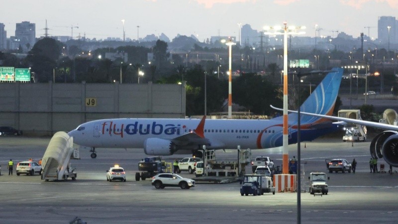 Flydubai confirmó que el vuelo FZ 1073, que cubría la ruta Dubái-Tel Aviv, sufrió un incidente en vuelo y fue desviado de forma segura al Aeropuerto de Tabuk, en Arabia Saudita.