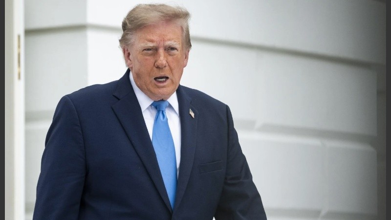 Donald Trump criticó a  Volodímir Zelenski.