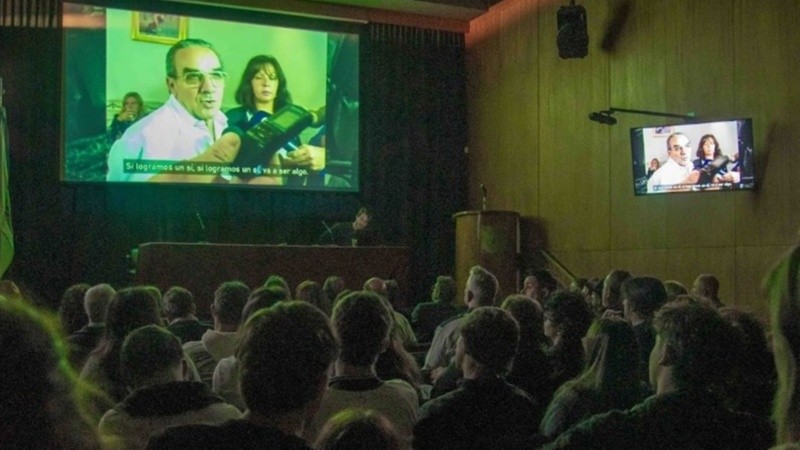 El documental se exhibirá en escuelas secundarias de la ciudad (Prensa Secretaría de Control).