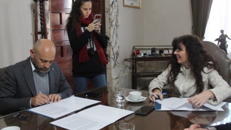 El Ministerio de Desarrollo Productivo ratifica su compromiso con el conocimiento, la innovación y el desarrollo regional (Prensa Gobernación)