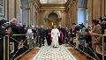 El papa León XIV en la actividad que desarrolló hoy en Roma, antes de la confirmación de la intervención pulmonar.