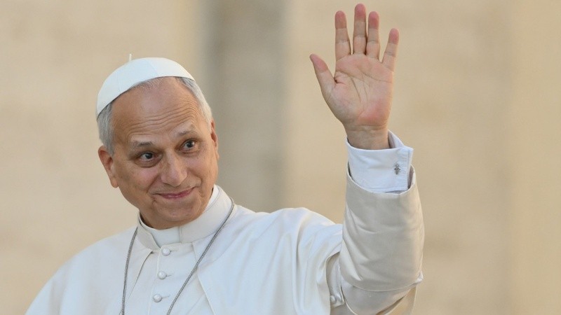 El Vaticano informó que el papa León XIV recibirá el alta.