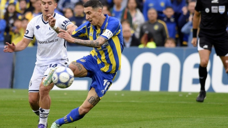 Di María viene de convertir un doblete ante la Lepra mendocina en Arroyito.