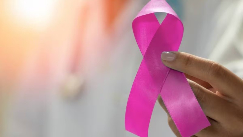 Los especialistas destacan la importancia de la detección temprana y de elegir terapias según las características de cada tumor.