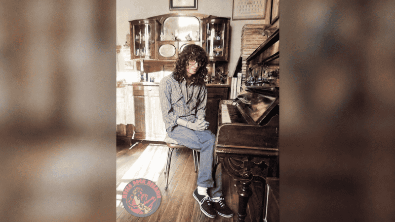 Fito Páez en la casa de infancia.