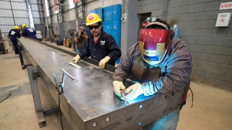 La industria metalúrgica volvió a caer y tuvo el septiembre con más máquinas paradas desde 2016.