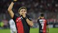 Gómez Mattar (18 años) celebra su primer gol con la camiseta de Newell