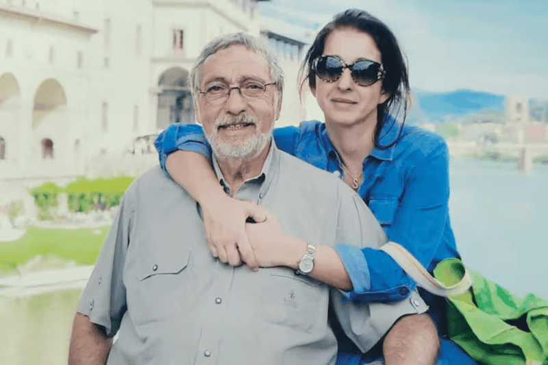 Luis Brandoni junto a Saula Benavente.