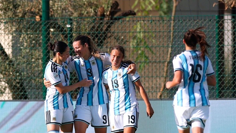 La selección argentina ganó su primer partido del torneo. Foto: AFA.