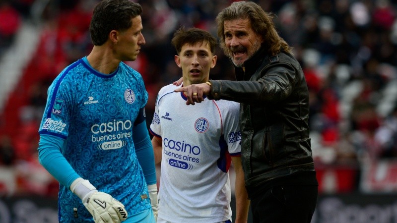 El San Lorenzo de Rubén Darío Insúa se acercó a los puestos de playoffs luego de dos victorias seguidas. (Fotobaires)