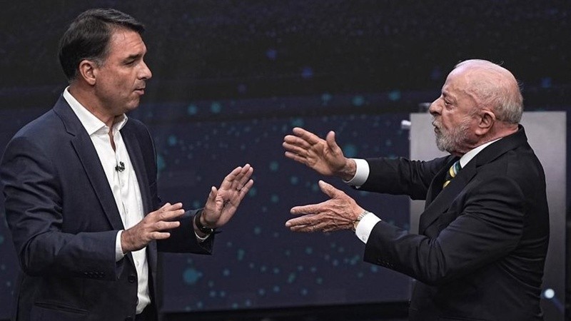 Lula pedirá anular la candidatura de Flávio Bolsonaro por 