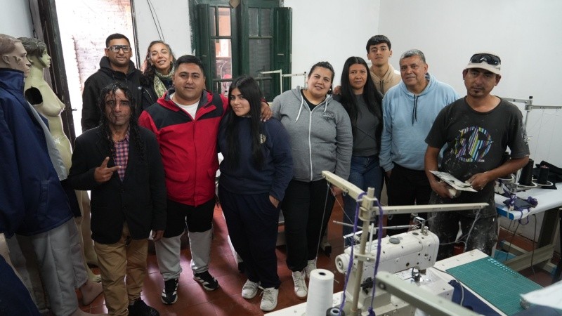 La cooperativa Ziza en la casa de Dean Funes, donde también hay herrería, panadería y otros espacios.