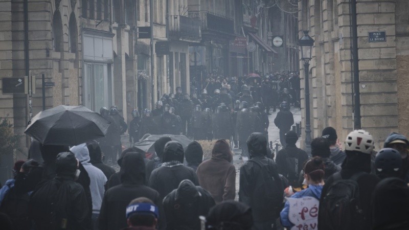 Protestas y disturbios en Francia (EFE).