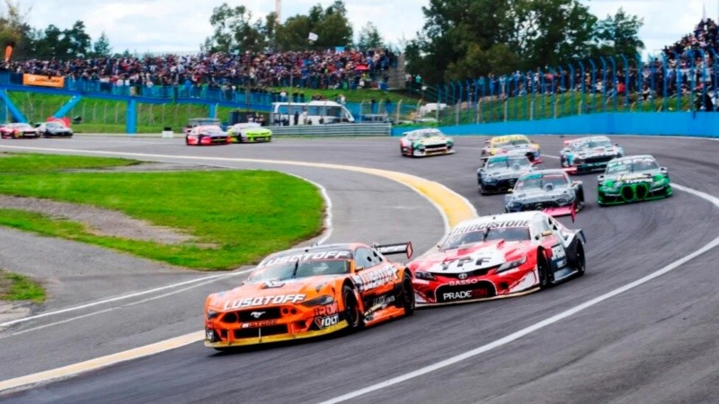 La fiesta del TC tuvo su capítulo rosarino en el Autodrómo Juan Manuel Fangio.