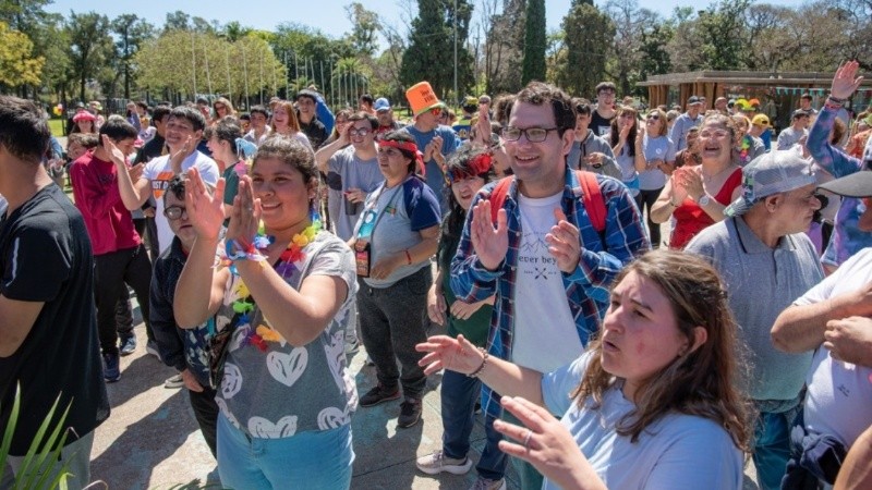 La entrada es libre y gratuita y, en caso de lluvia, el evento se posterga para el viernes 6 de noviembre.