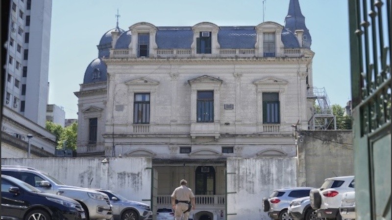 La audiencia fue virtual, a través de zoom.