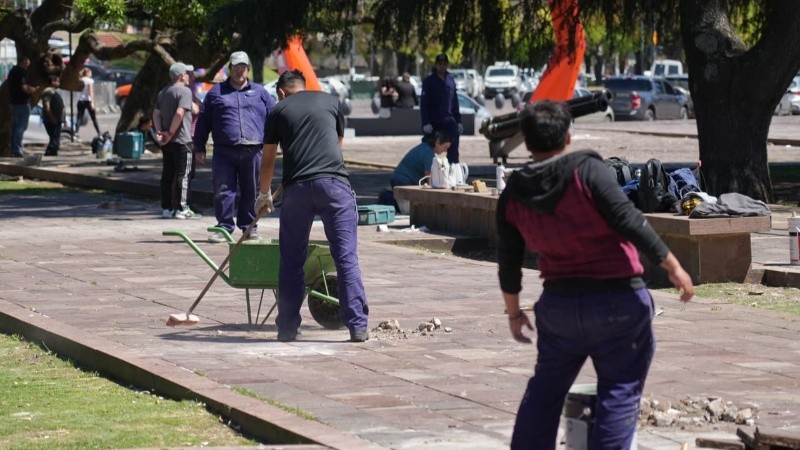 Este año, se capacitó a los responsables de cada stand con enfoque en situaciones de clima adverso. (Alan Monzón/Rosario3)