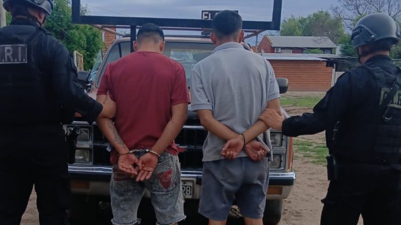 Los dos primeros sospechosos detenidos tienen 26 y 28 años. (Foto: Unidad Regional 2 de Policía)&nbsp;
