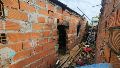 La vivienda quedó completamente destruida por el fuego.
