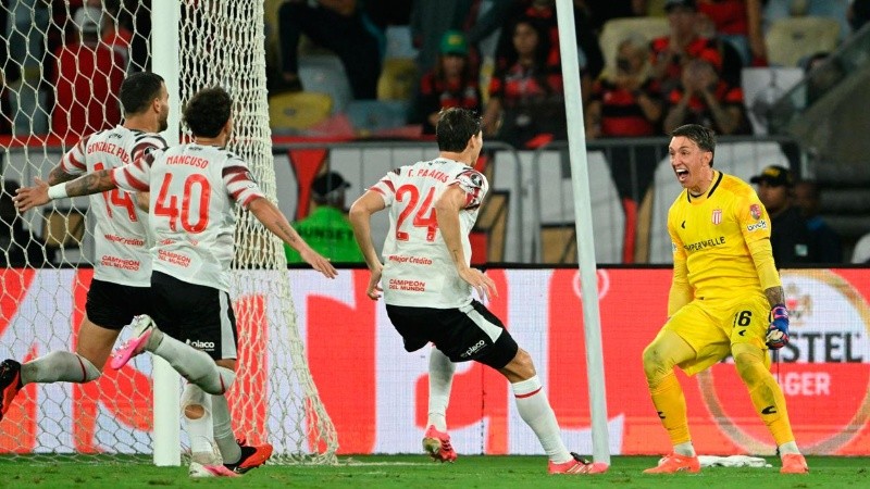 Estudiantes jugará la final ante Palmeiras.