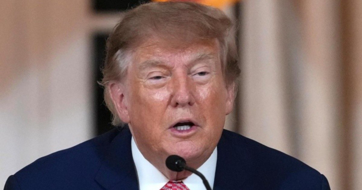 Donald Trump anunció que prohibirá el uso del término "Inteligencia Artificial" en documentos oficiales de EE.UU.