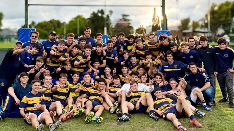 Gimnasia y Esgrima compartió título en M16 con Atlético del Rosario. Para el Mensana fue bicampeonato.