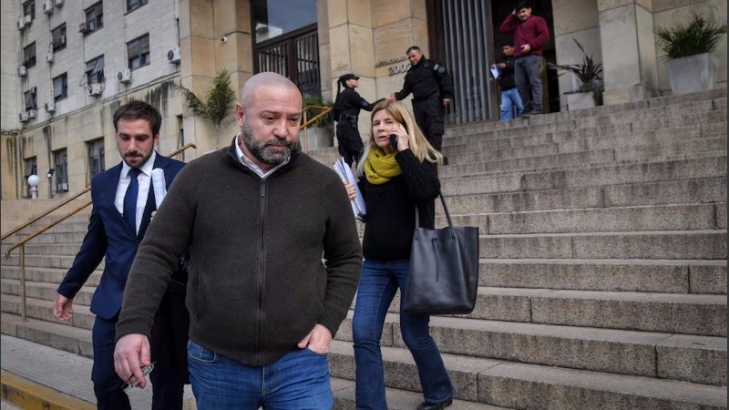 Actualmente, Diego Spagnuolo se encuentra procesado en el marco del expediente, mientras continúan las medidas de prueba y la evaluación de documentos y cruces de información por parte del juzgado.