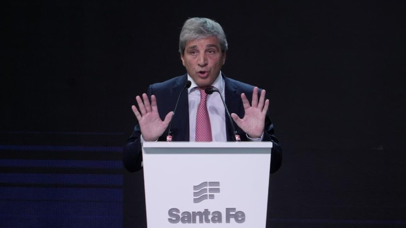 El ministro de Economía participó de la apertura de la primera Ronda Rigi en Rosario. (Alan Monzón/Rosario3)