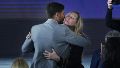 El abrazo entre Pullaro y Karina Milei luego del acto inaugural de la Ronda Rigi (Alan Monzón).