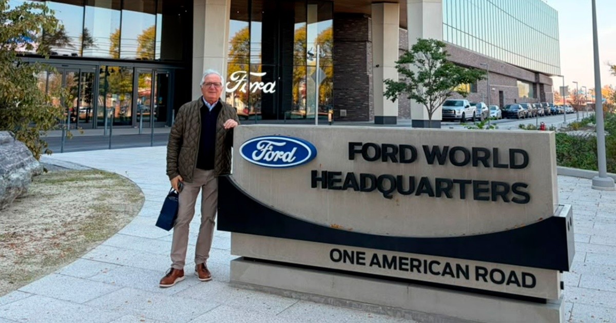Ford Executives Meet Giorgi Automotores Head Jorge Giorgi in Detroit