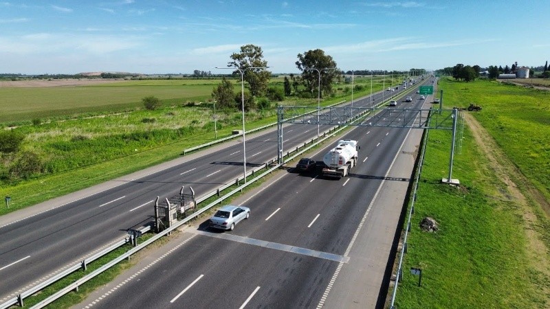 Si detecta sobrepeso, el sistema automáticamente labrará un acta.