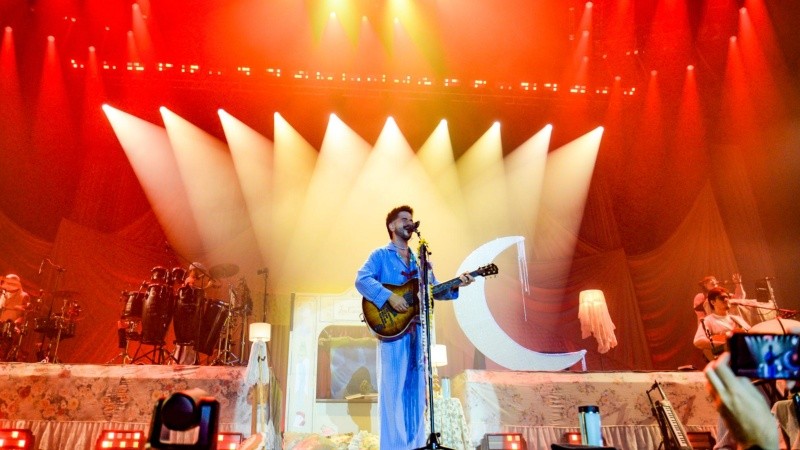 El cantante colombiano pasó por Rosario. (Diego De Bruno / Dos Dos Uno)