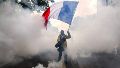 Tensión en Francia por el tercer sábado consecutivo de protestas bajo un fuerte operativo de seguridad.