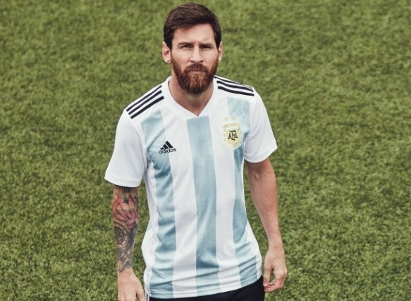 Messi y la nueva camiseta