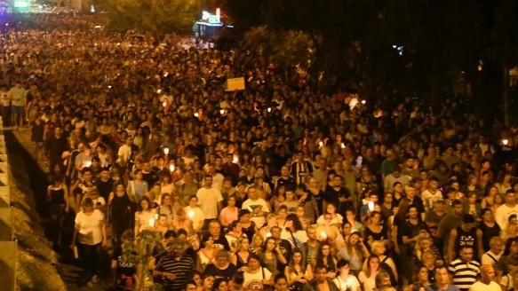 La marea de fe con presencias de Rosario, Argentina y otras partes del mundo.