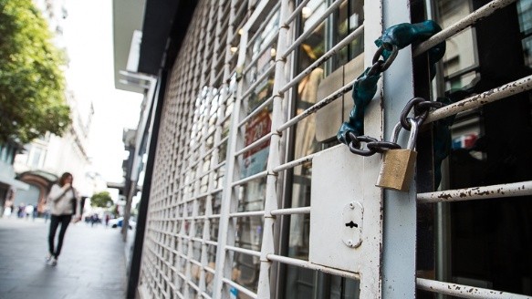 Comercios cerrados en las peatonales.