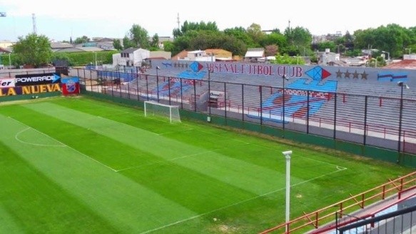 El clásico se jugará sin público en cancha de Arsenal.