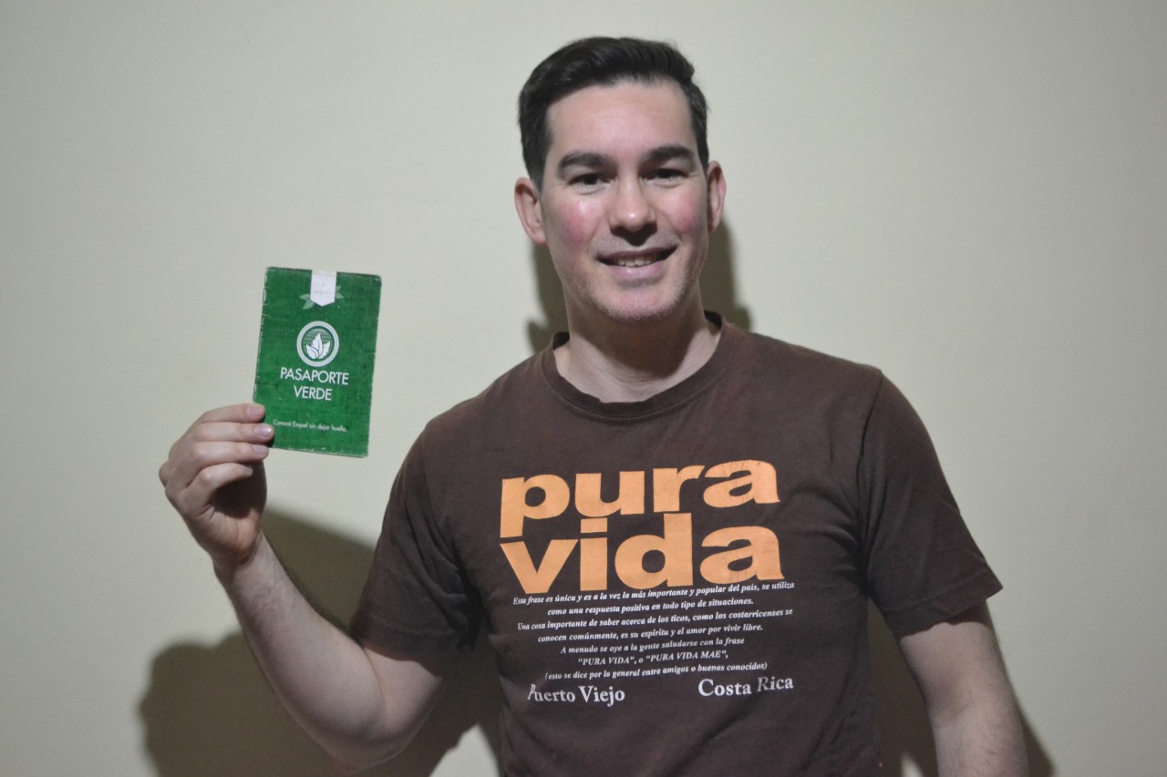 Cristian Sejas y el pasaporte verde