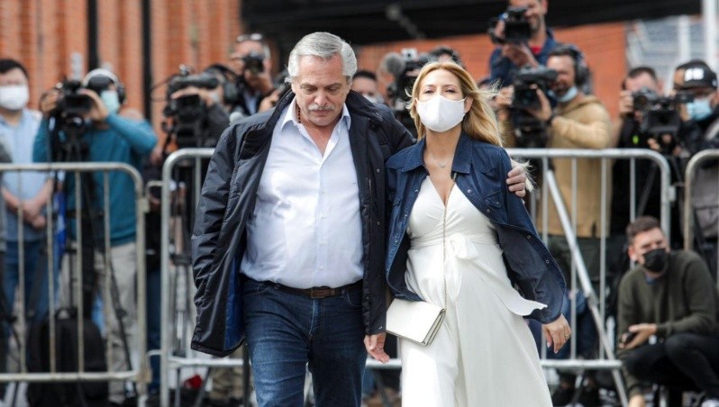 Alberto Fernández Fabiola Yáñez