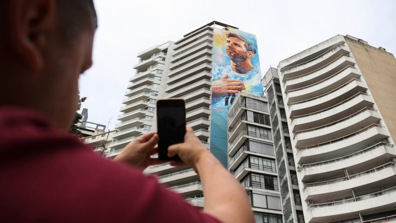El mural de Messi terminado. (Foto: Alan Monzón/Rosario3)