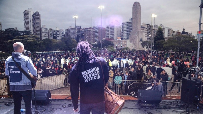 Hubo música en vivo en el Parque Nacional a la Bandera. (Foto: Alan Monzón/Rosario3)