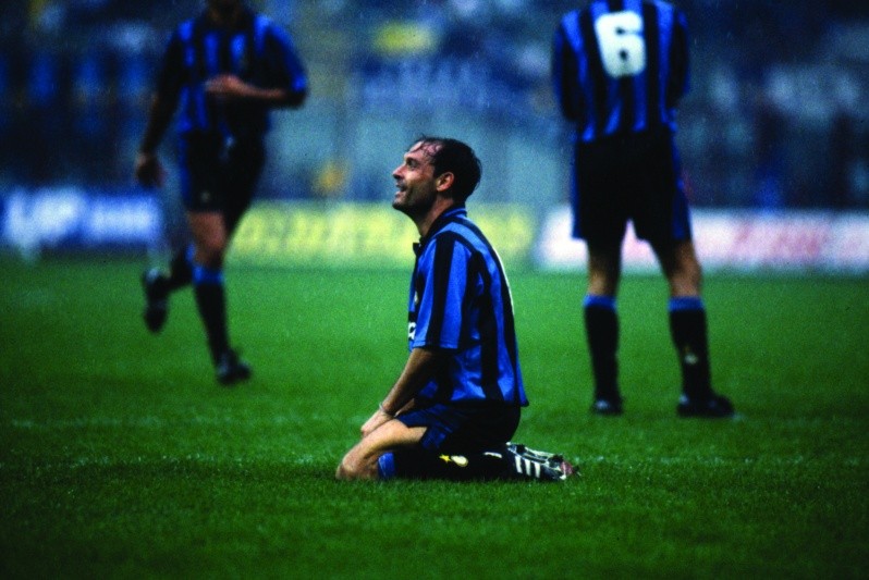 La muerte de Totó Schillaci recuerdos argentinos de un verano italiano y el capocannonieri en