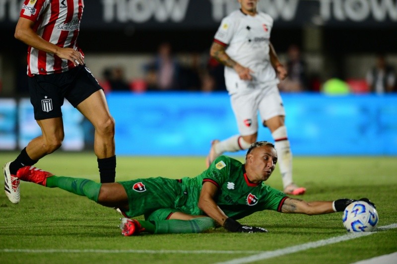 ESTUDIANTES VS NEWELLS Fecha 10 Torneo Apertura Liga Profesional Argentina.