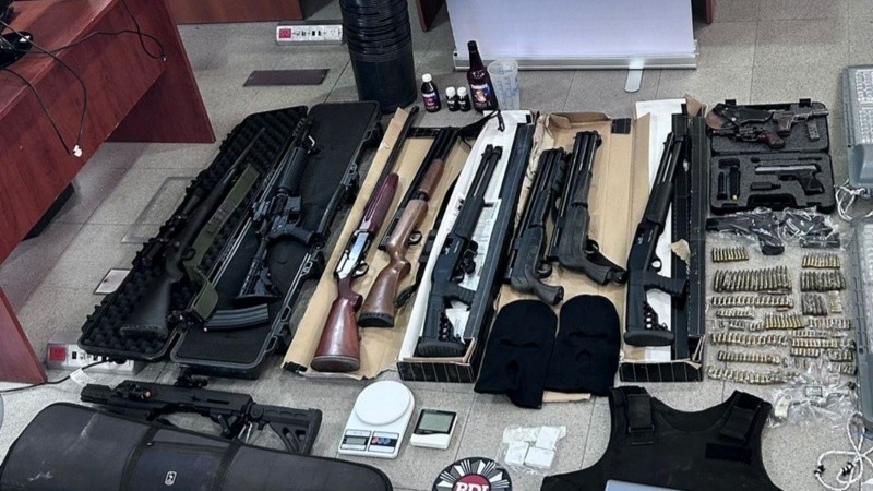 Incautaron arsenal en poder de una organización criminal con operatoria en Nuevo Alberdi.