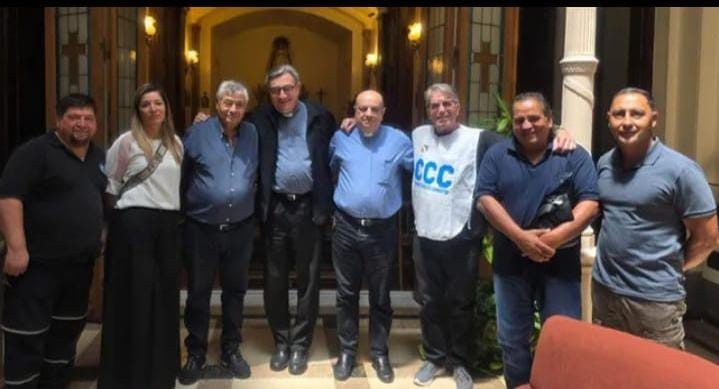 &nbsp;Los dirigentes gremiales reunidos con los referentes de la Iglesia rosarina.