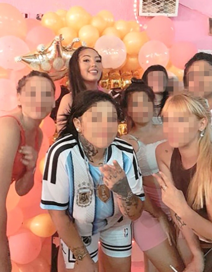 &nbsp;Post de Instagram: fin de fiesta en el pabellón rosa de Lomas de Zamora.