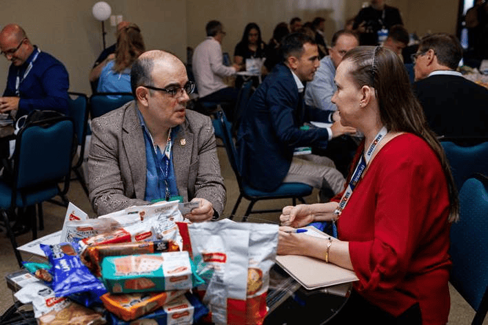 &nbsp;Paulo Lanza, de Establecimientos La Cumbre, en las rondas de negocio.