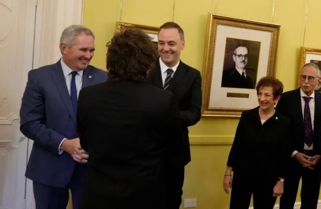 &nbsp;Javier Milei se mostró con Manuel Adorni antes de viajar a Estados Unidos (Presidencia).